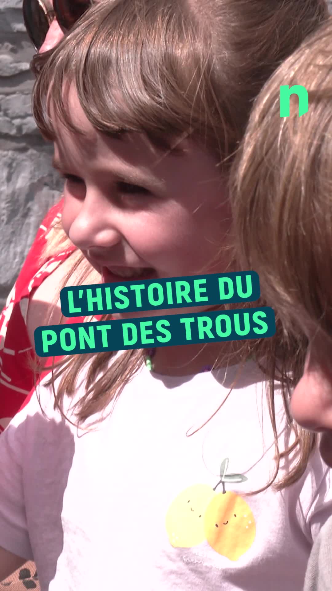 Un spectacle de magie était proposé sur la coursive du Pont des Trous.