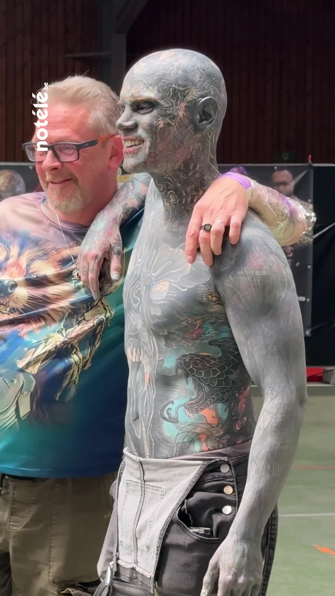 Freaky Hoody\u002c le professeur le plus tatoué du monde !