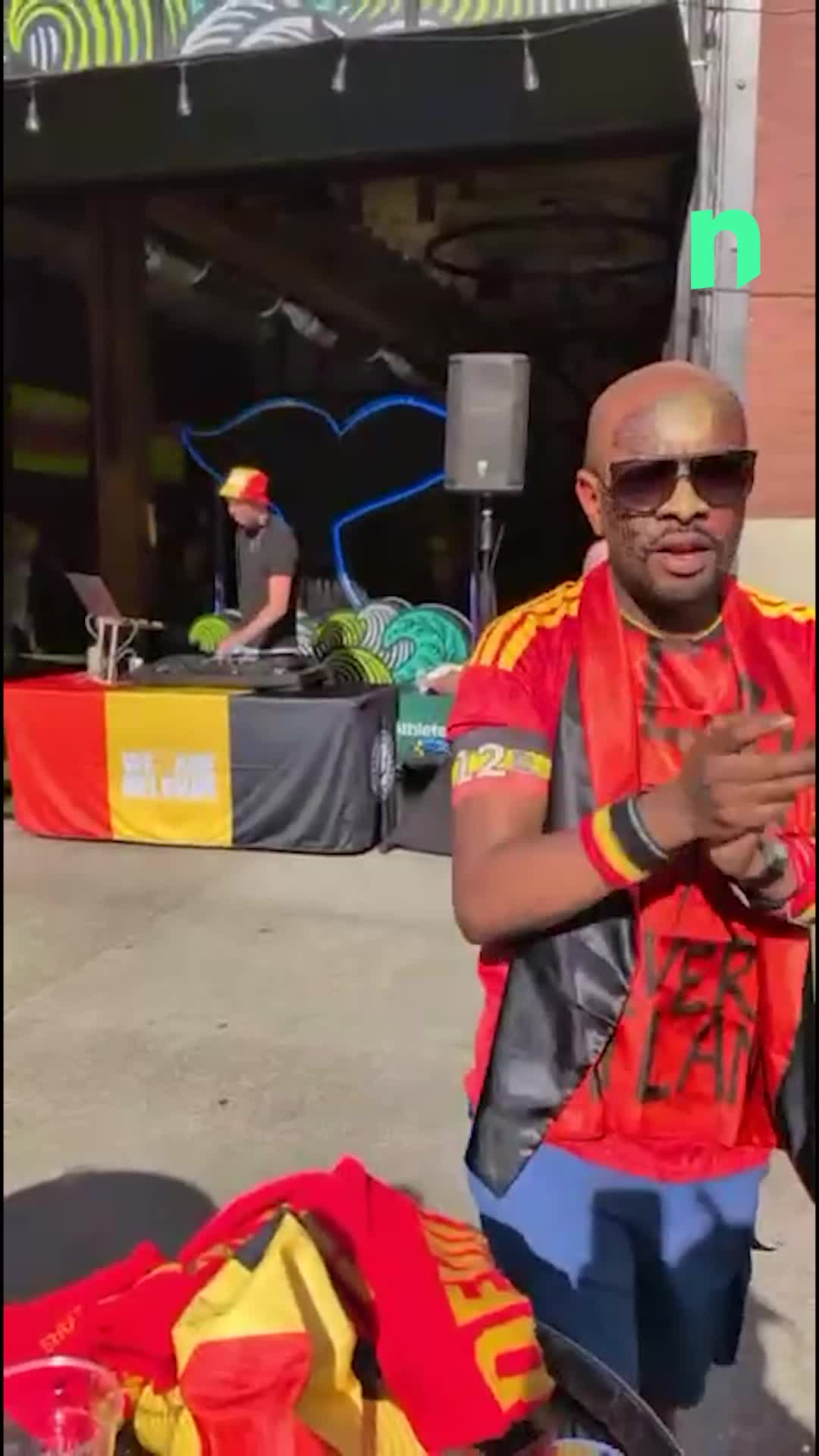 Des supporters de Wallonie picarde ont mis l’ambiance dans les rues de Seattle avant le match des Diables rouges