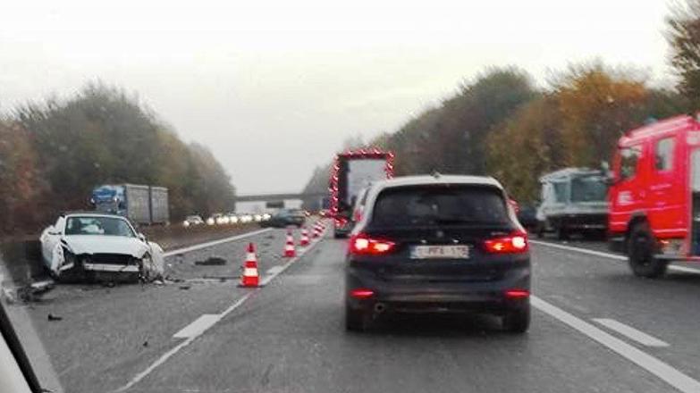 Impressionnant carambolage sur l’A8 Ath-Bruxelles