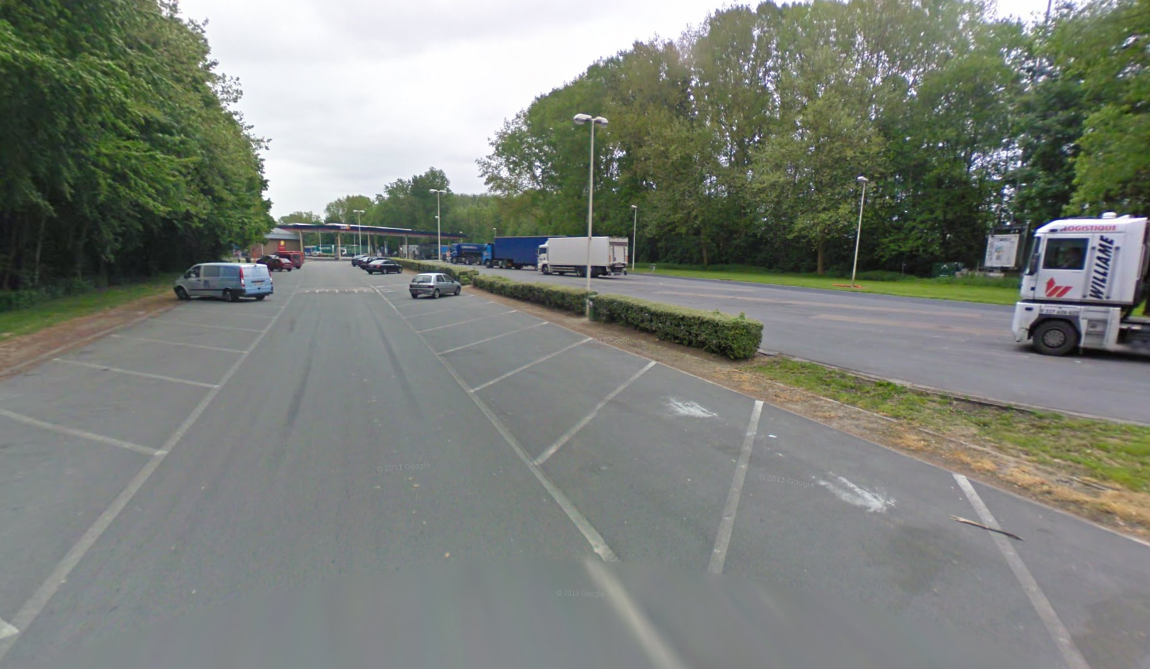 Six réfugiés irakiens se cachent dans un camion à Tournai