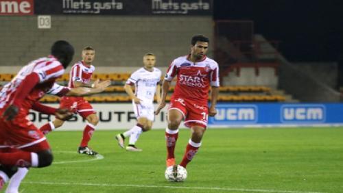 Mouscron gagne et s'accroche pour le maintien