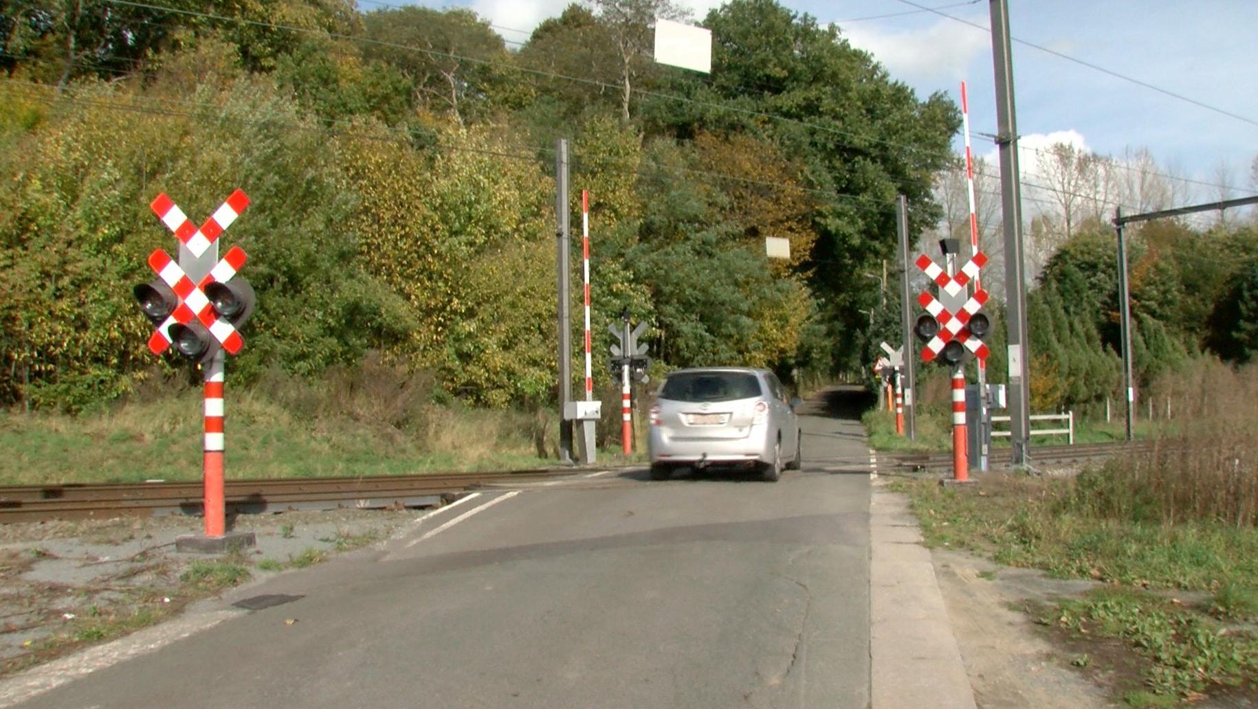 Les riverains reçus par Infrabel à propos du passage à niveau 26