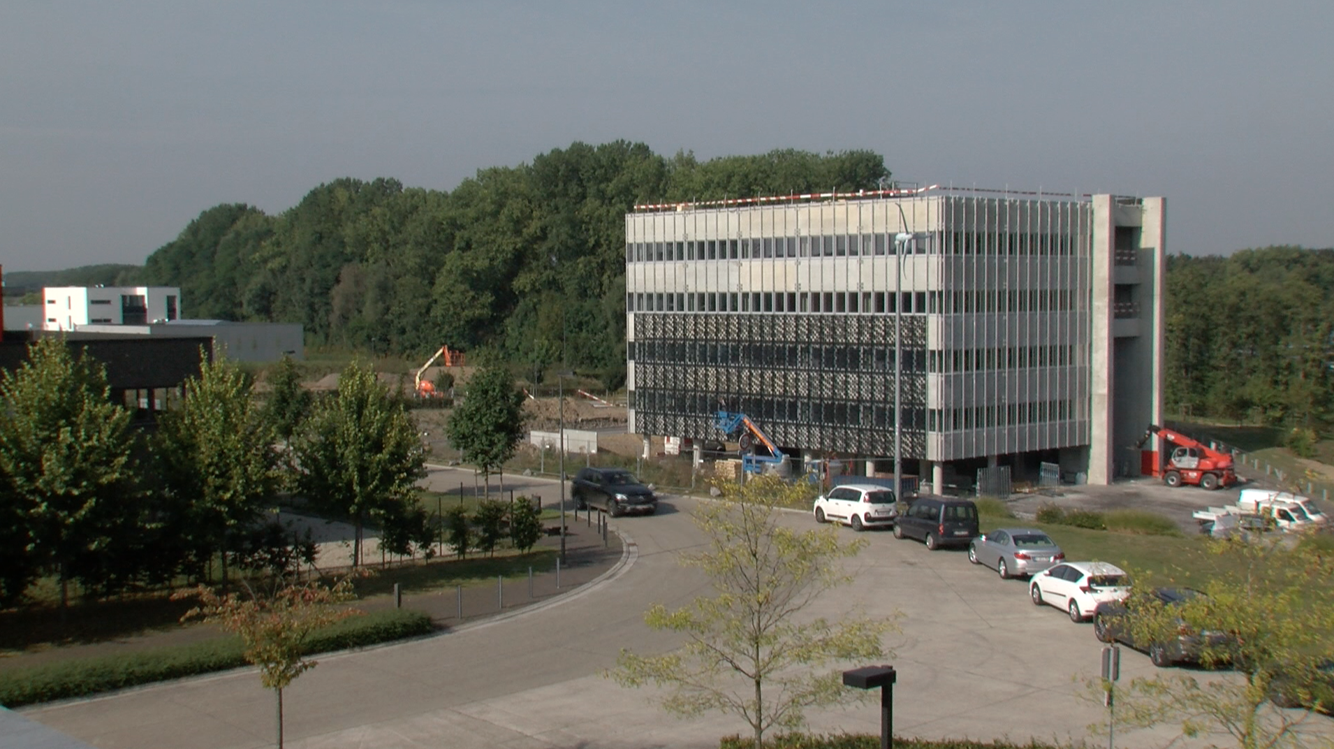 Deux étages du Negundo 4 achetés pour l'E-Campus