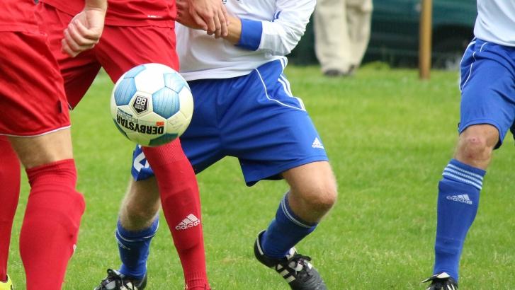 Un joueur agressé lors d'un tournoi de foot de jeunes