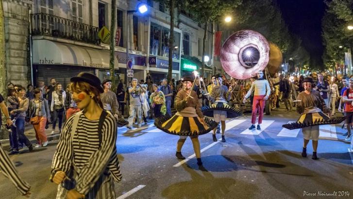 Envie d'être bénévole pour le spectacle “Vogue sur l’eau”?