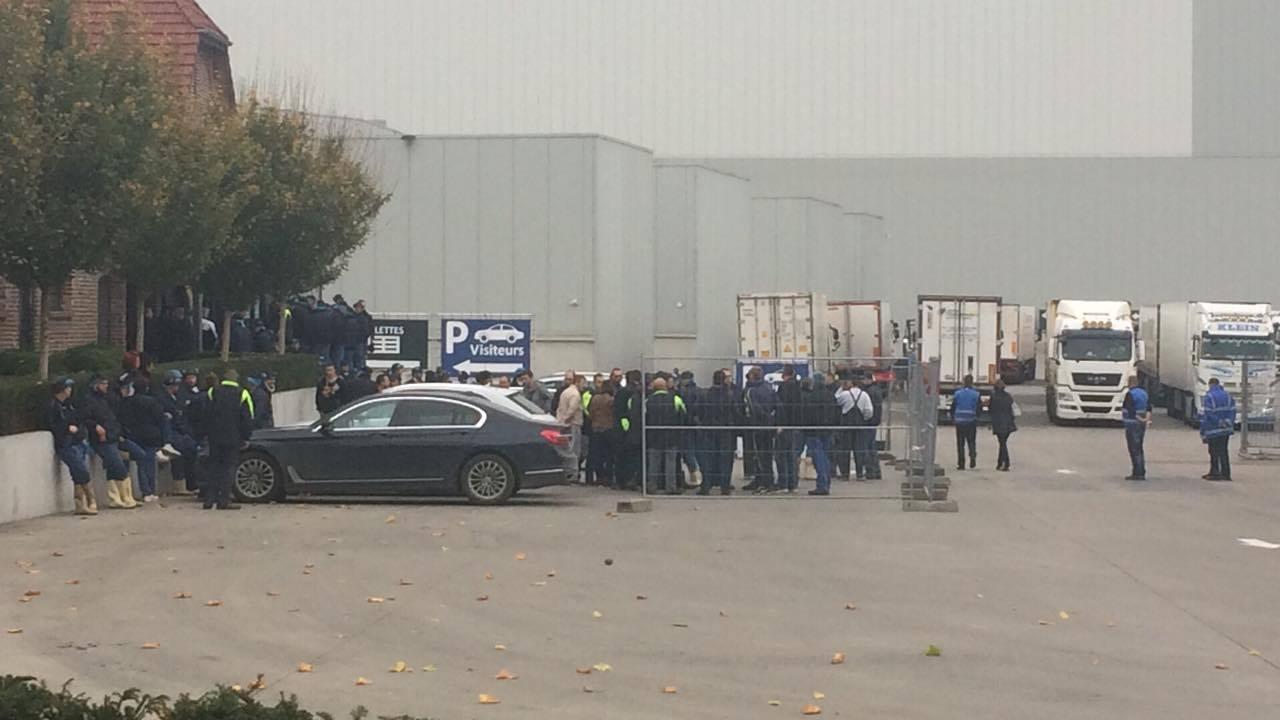Accident mortel chez Clarebout: les ouvriers reprennent le travail