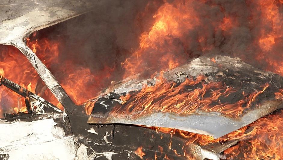 3 véhicules incendiés dans la nuit de la Saint-Sylvestre