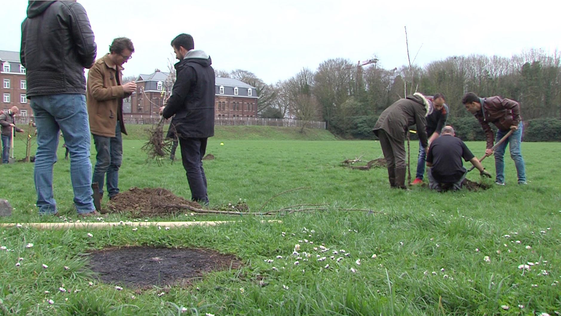 Terrain du luchet d'Antoing: Vandeput contredit Marghem, Delannois jubile