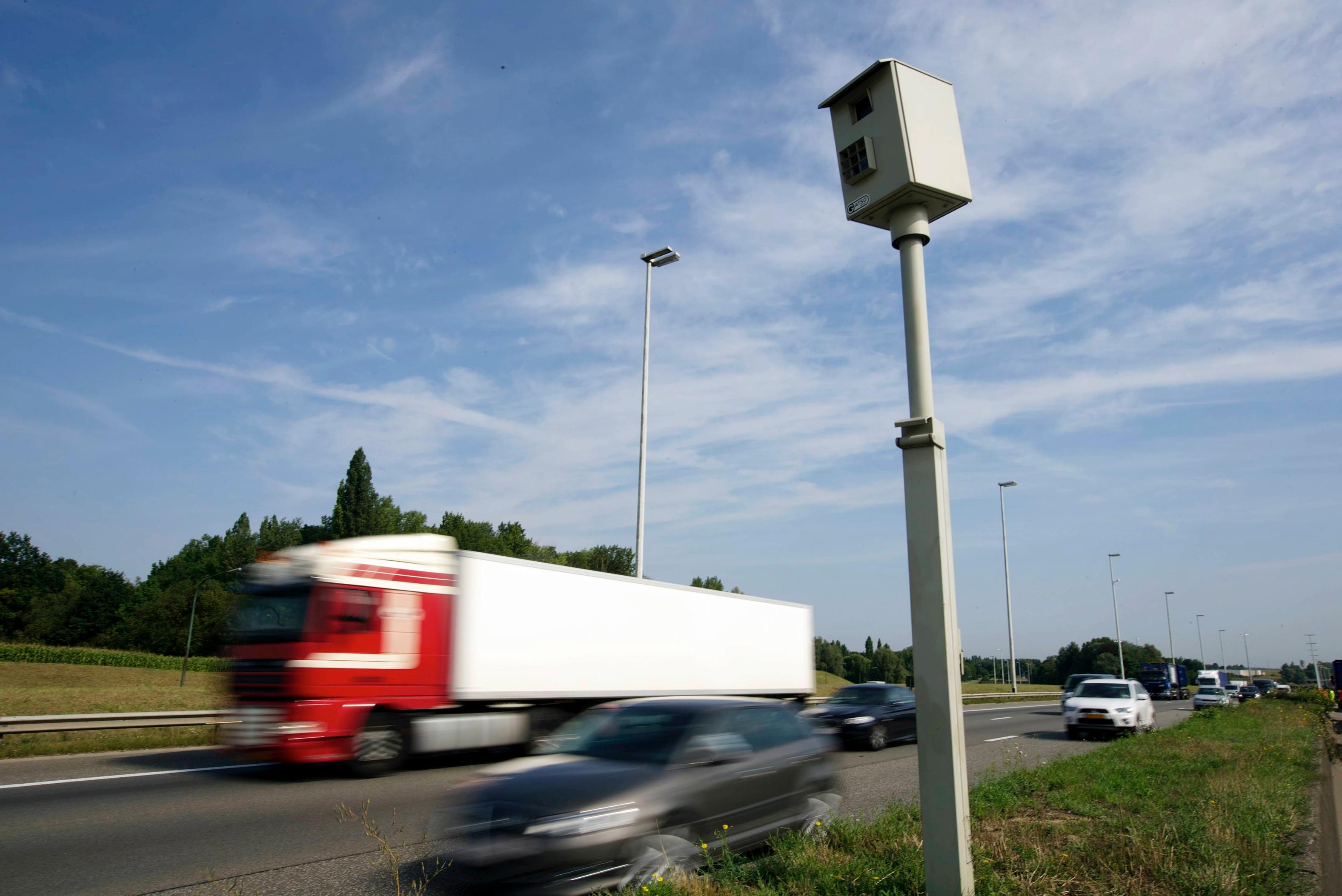 Deux radars tronçons seront prochainement installés à Beloeil et Comines