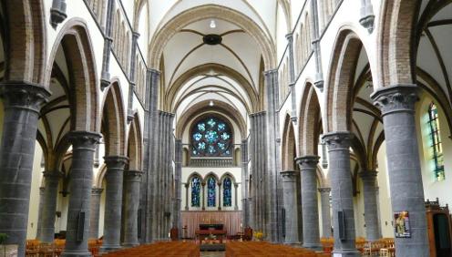 Incendie criminel à l'église