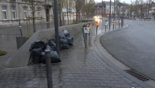 poubelles en ville