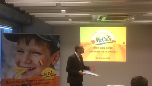 McCain va investir et engager