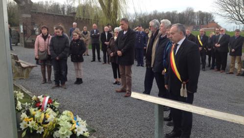 Pour la mémoire des frères tombés il y a cent ans