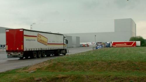 Un homme de 42 ans décède après un accident chez Clarebout
