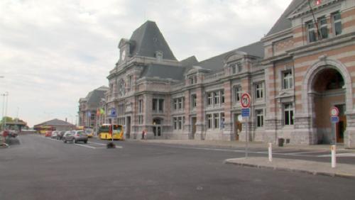 Cinq interpellations après un vol avec violence