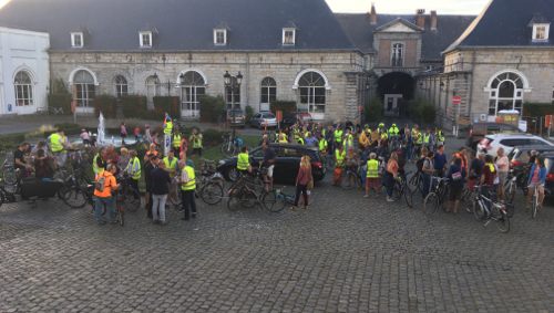 Les cyclistes tournaisiens réclament plus de pistes