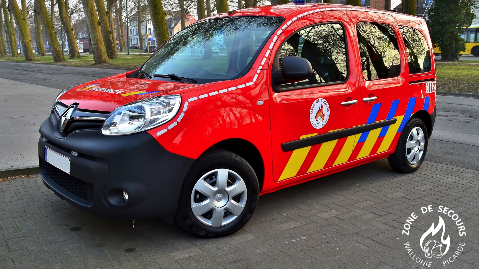 Solidarité : la zone de secours de Wallonie picarde prête 2 véhicules aux agents de Verviers