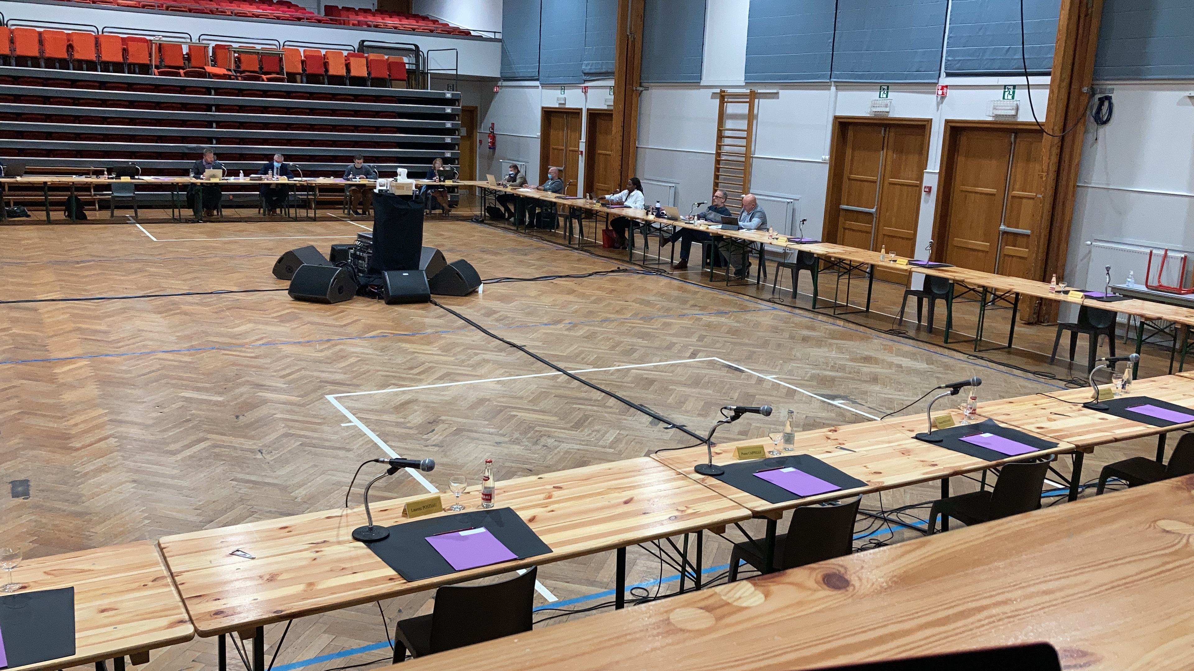 Ath : un conseil communal éclair marqué par l’absence du groupe d’opposition « la liste athoise »