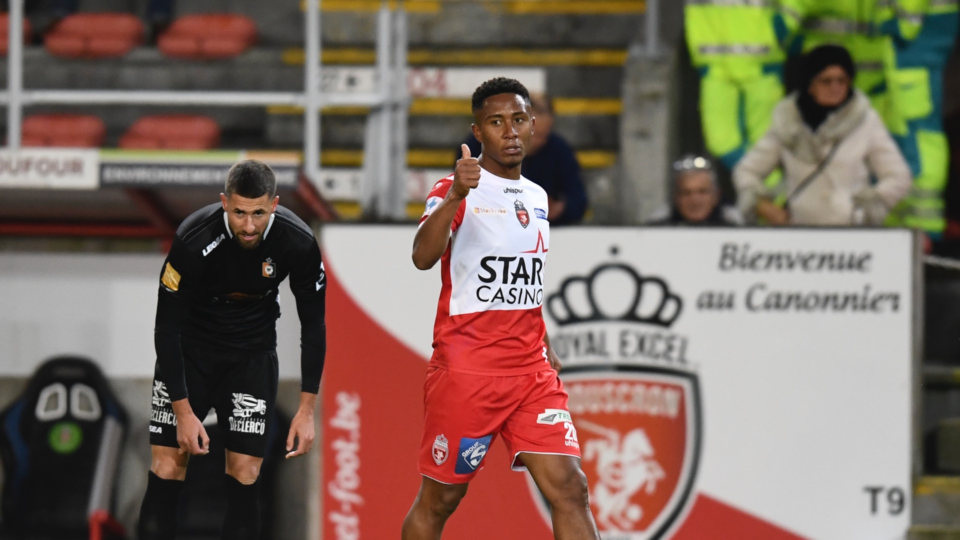 L'Excel Mouscron décroche un deuxième succès consécutif en dominant Deinze