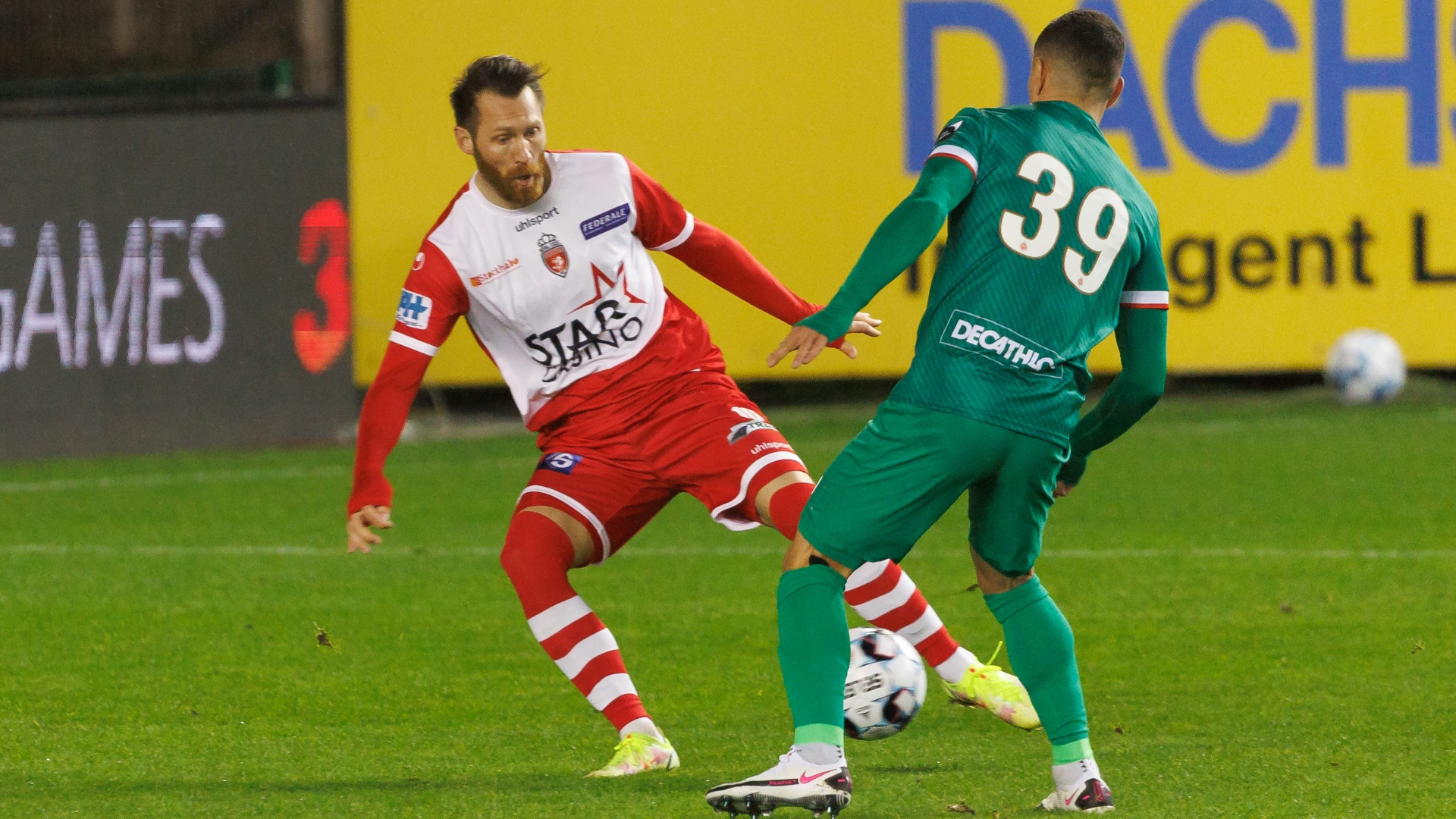 L'Excel Mouscron s'impose face à Virton et fait un grand pas vers le maintien en D1B