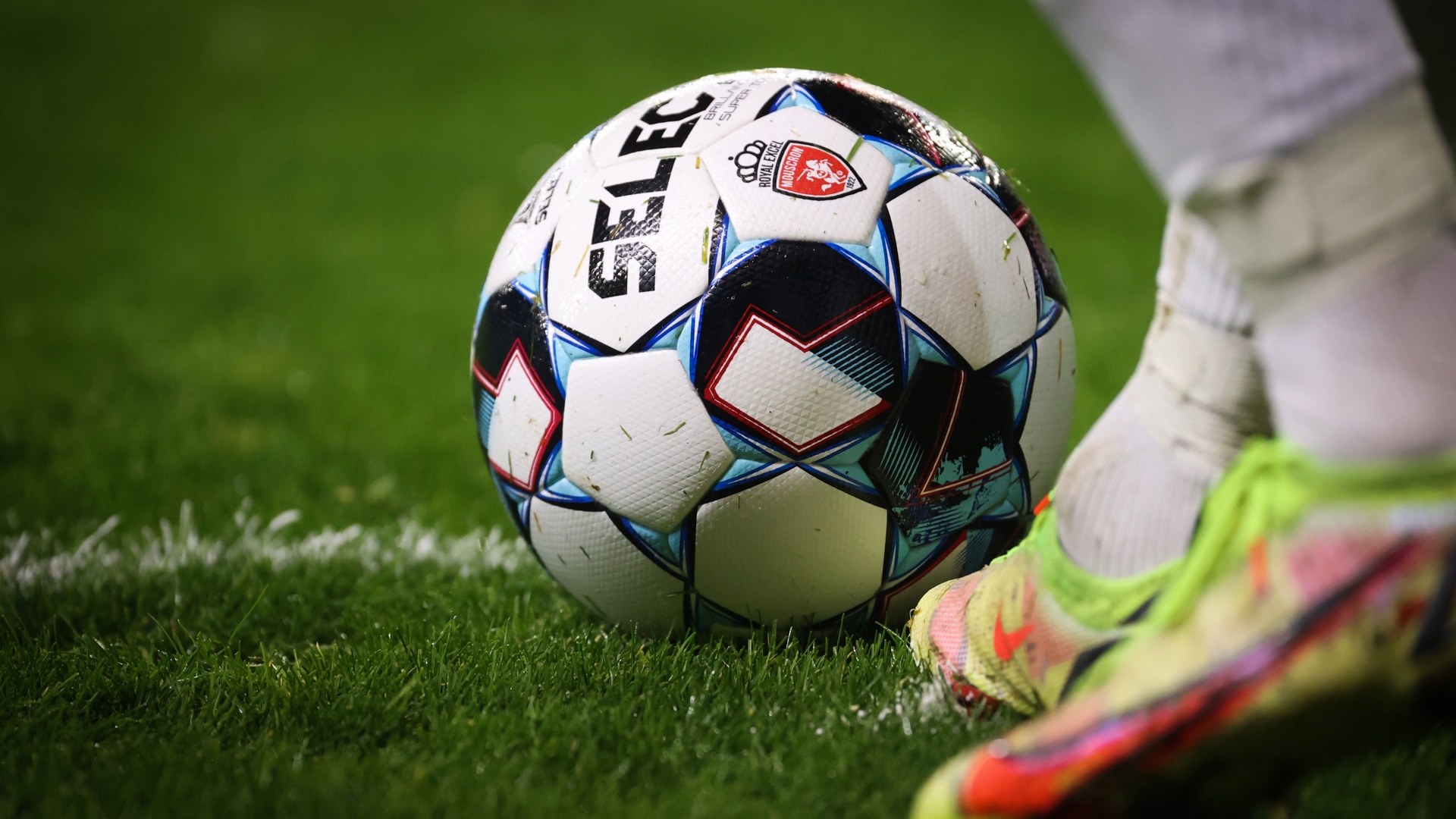 D1B : l'Excel Mouscron jouera dans un championnat à 12 équipes dont 4 espoirs