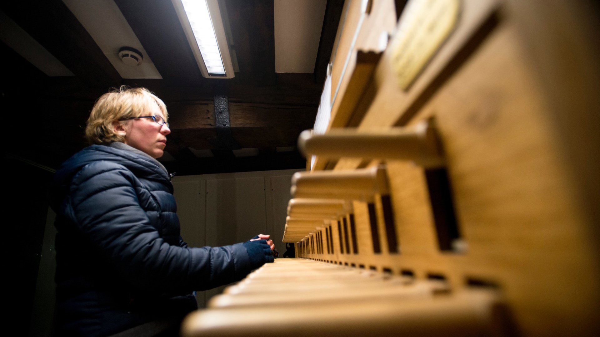Soutien à l'Ukraine : Pascaline Flamme a joué depuis le carillon du Beffroi de Tournai