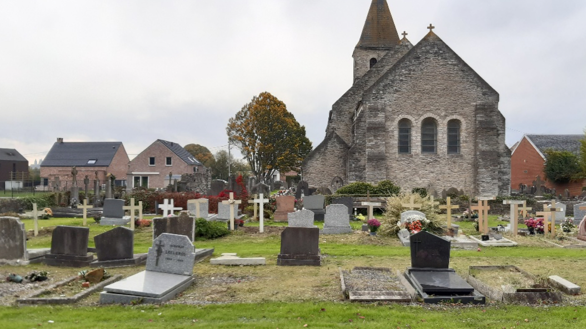 Warchin : le cimetière fermé la semaine prochaine pour mener une campagne d'exhumations