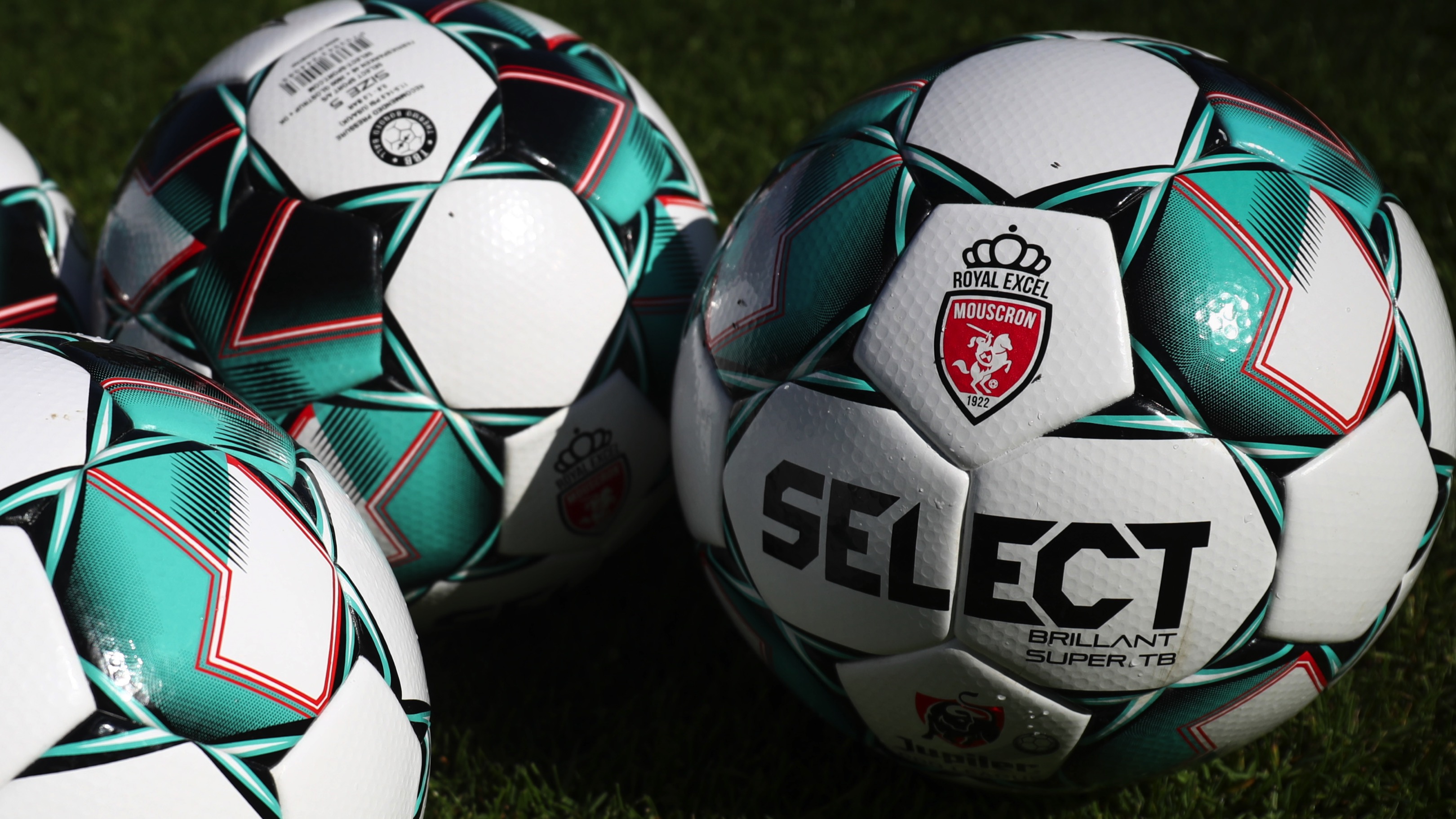 L'Excel Mouscron relégué en division 2 ACFF