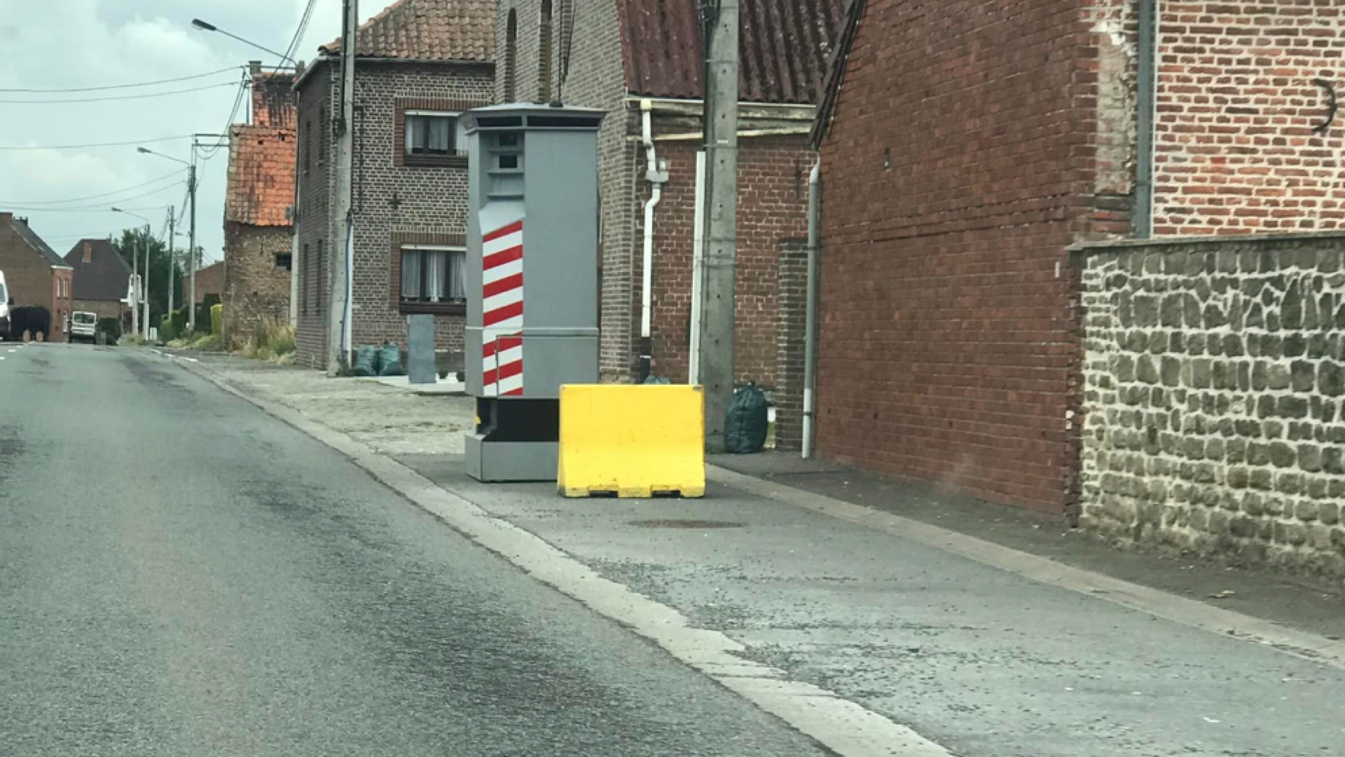 Un lidar installé à la rue Neuve à Ellignies-Sainte-Anne