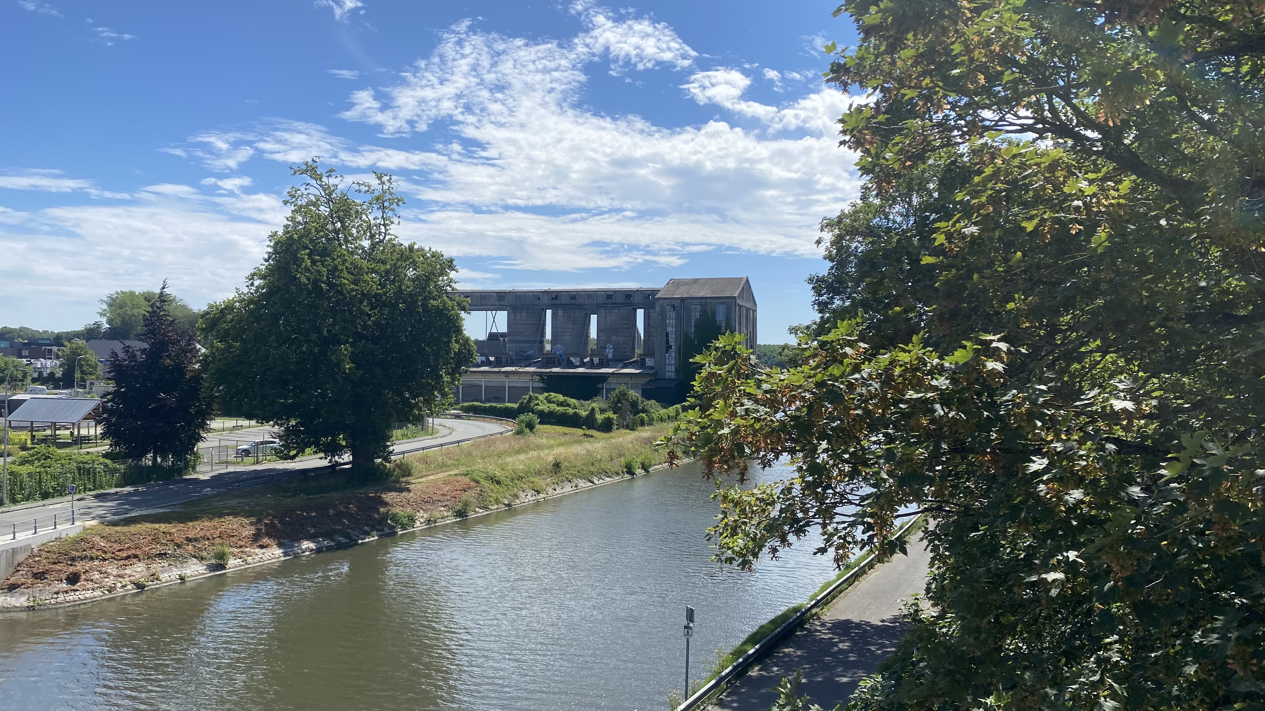 Nouvelle vie pour les anciennes cimenteries Dapsens à Tournai