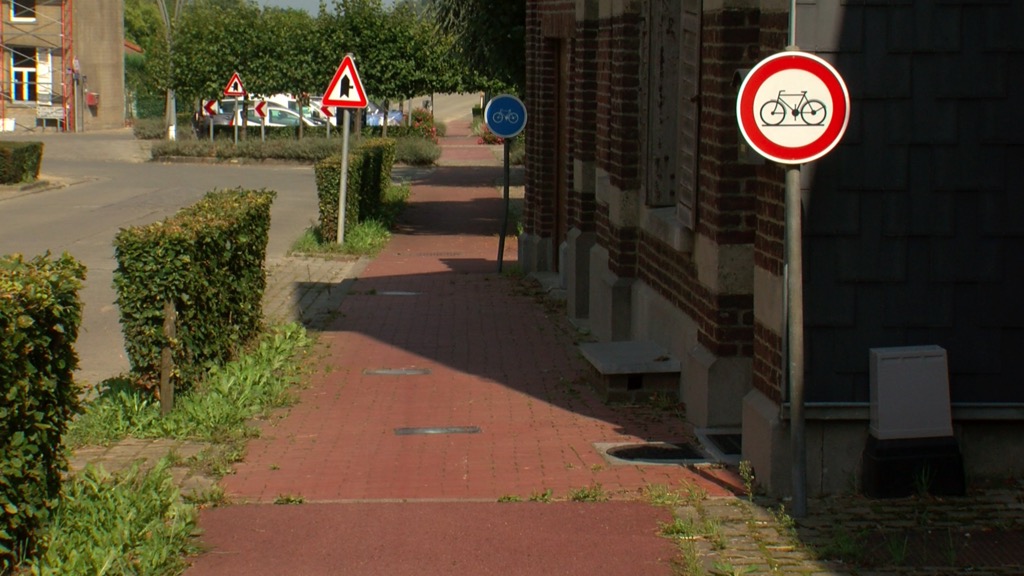 Piste cyclable à Lanquesaint : la ville d'Ath obligée de modifier le tracé
