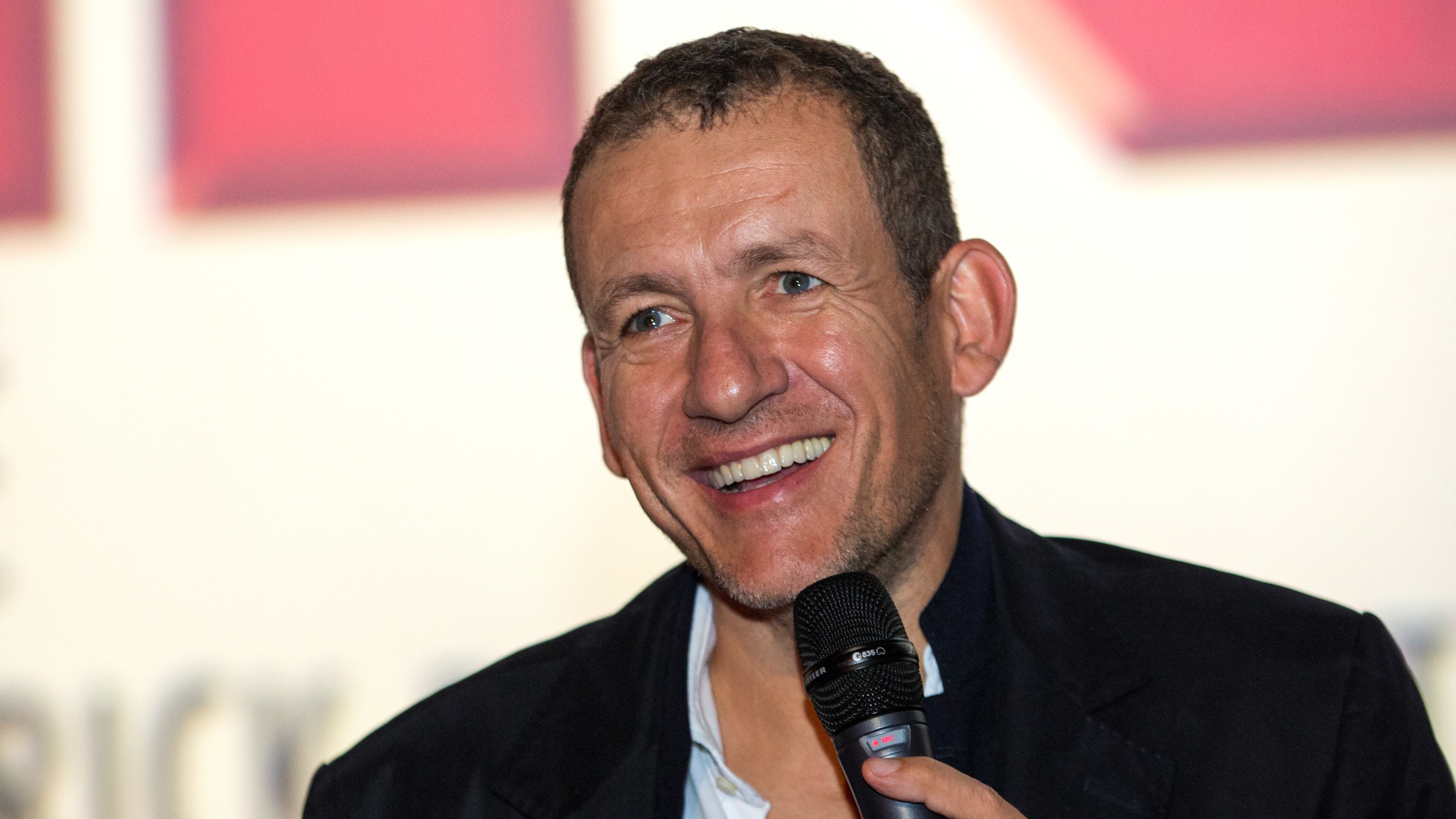 La déclaration d'amour de Dany Boon envers l'Institut Saint-Luc de Tournai : «Ce qui est formidable, c'est que l'on s'intéresse à l'individu»