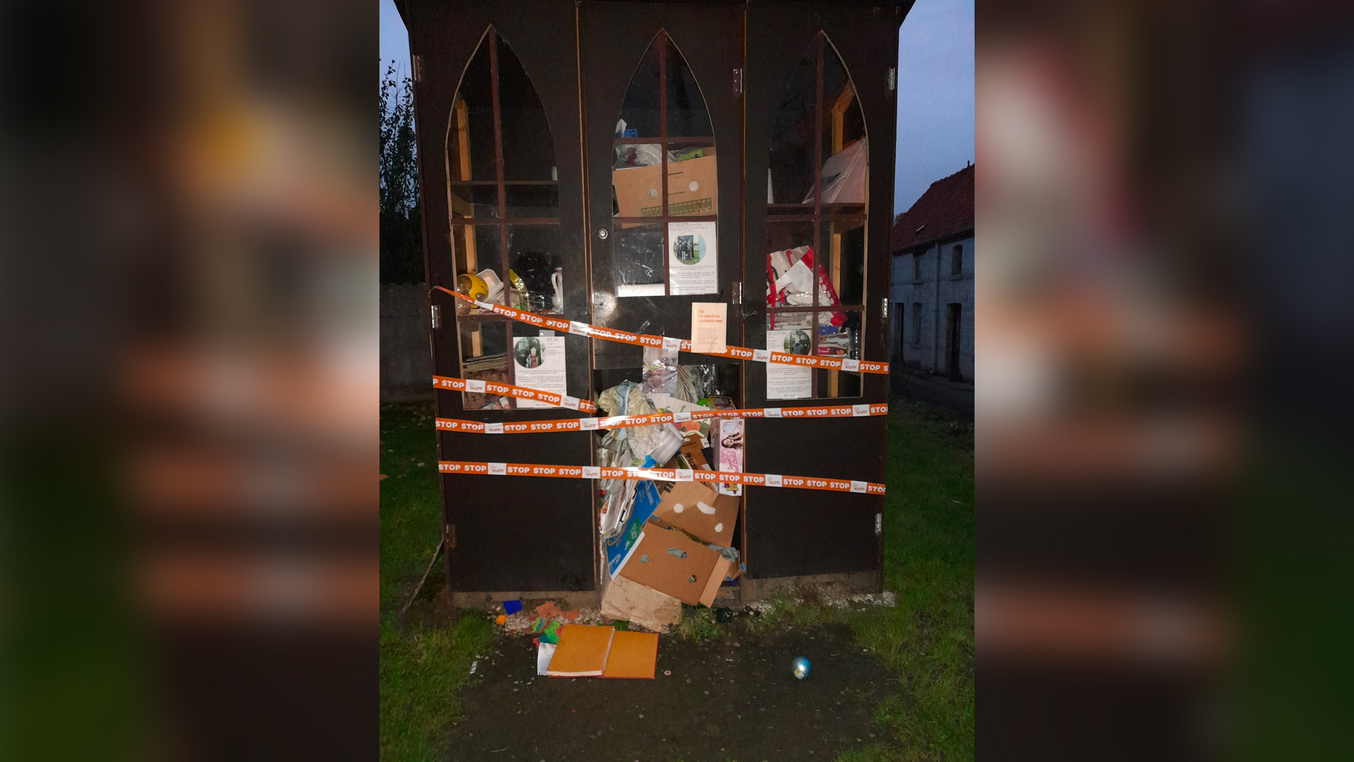Prise pour une véritable poubelle, la Give Box jouxtant l'église de Celles va être déplacée