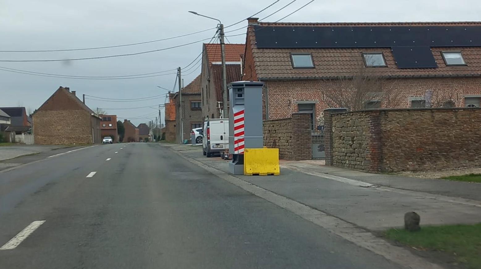 Un lidar installé à la rue Neuve à Ellignies-Sainte-Anne