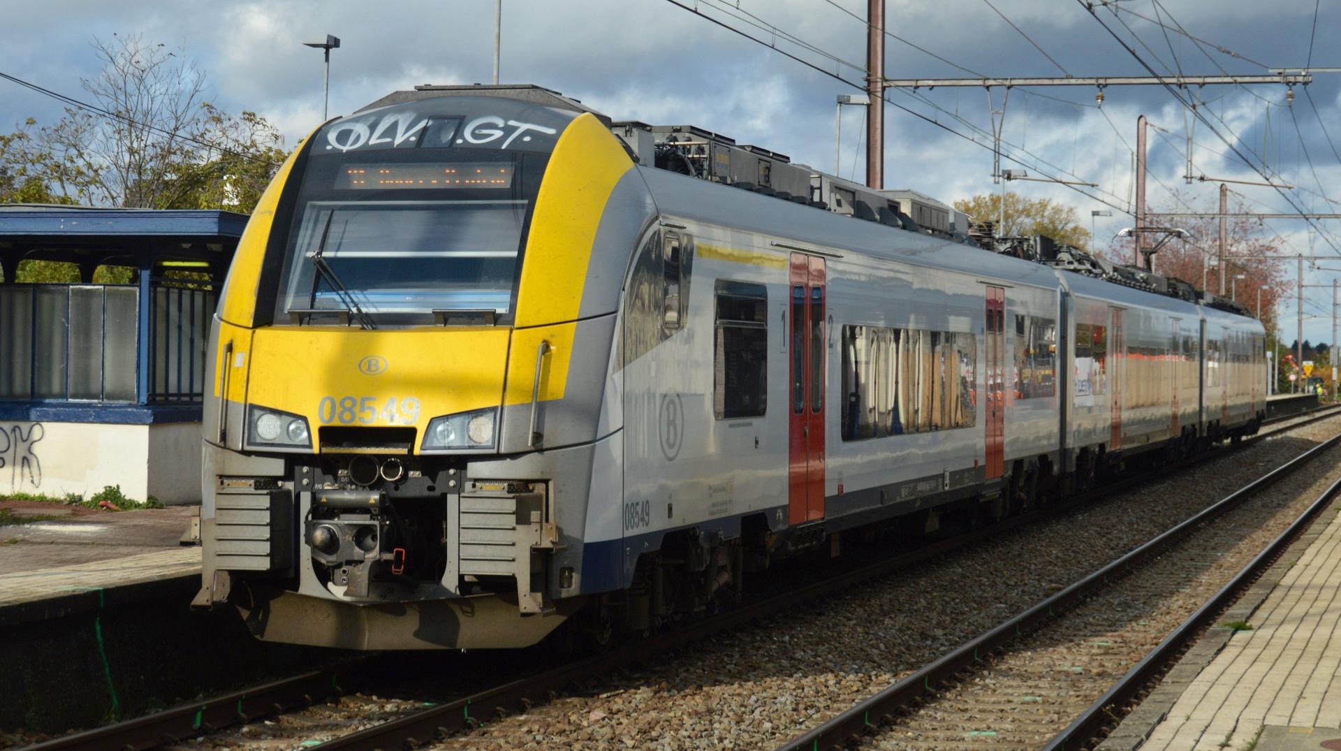Leuze : nouveau heurt de personne, la circulation des trains à l'arrêt