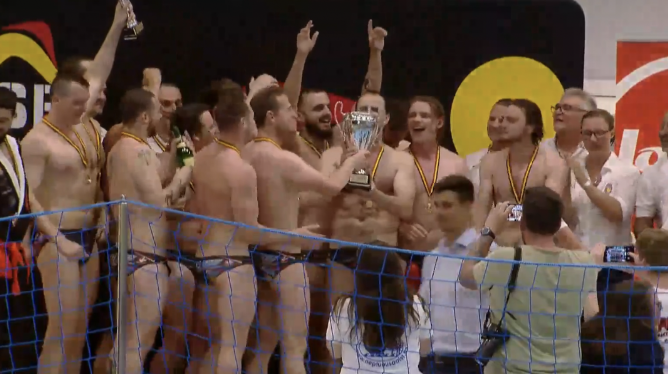 Water-polo : Mouscron remporte la coupe de Belgique face à La Louvière