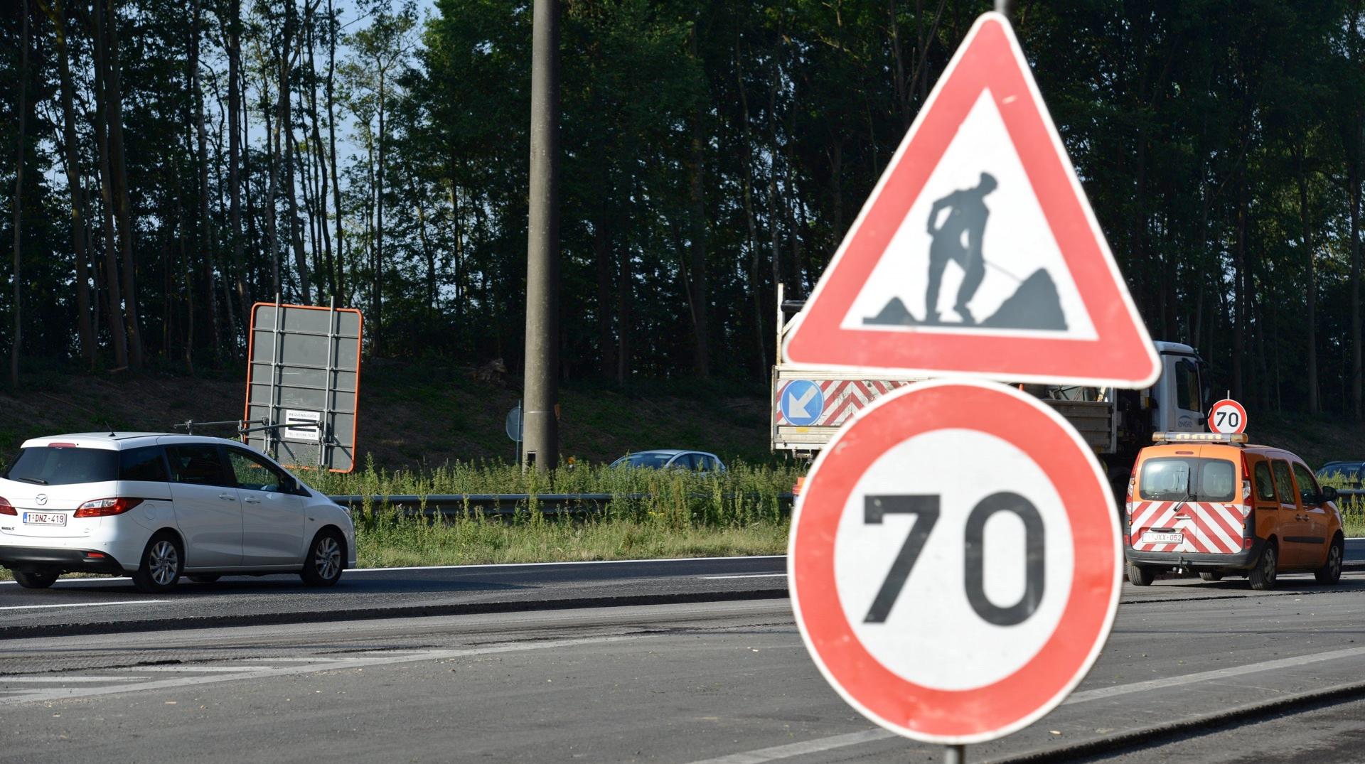 L'important chantier de réhabilitation de l'E429/A8 entre Frasnes et Tournai débutera en août