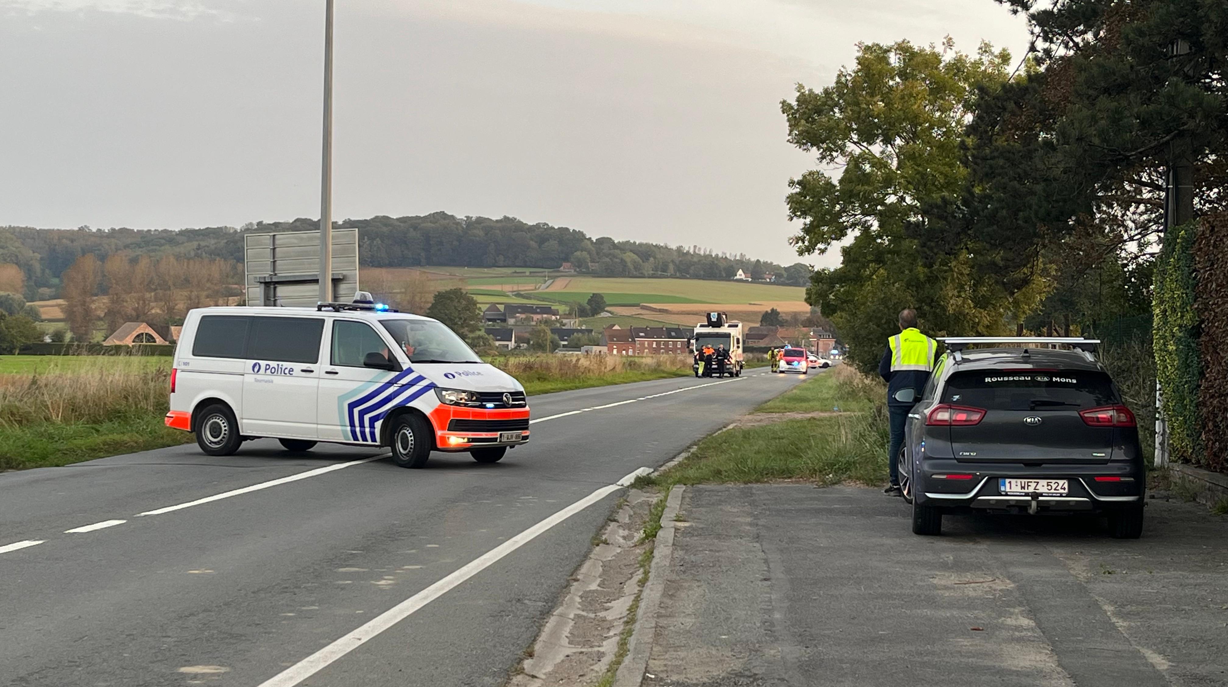 Mourcourt : un cycliste percuté par un camion, la route provinciale est déviée