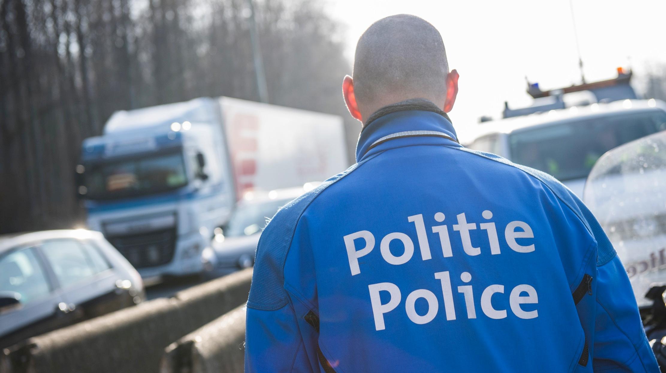 L'autoroute A8 complètement à l'arrêt suite à un accident à hauteur de Mourcourt