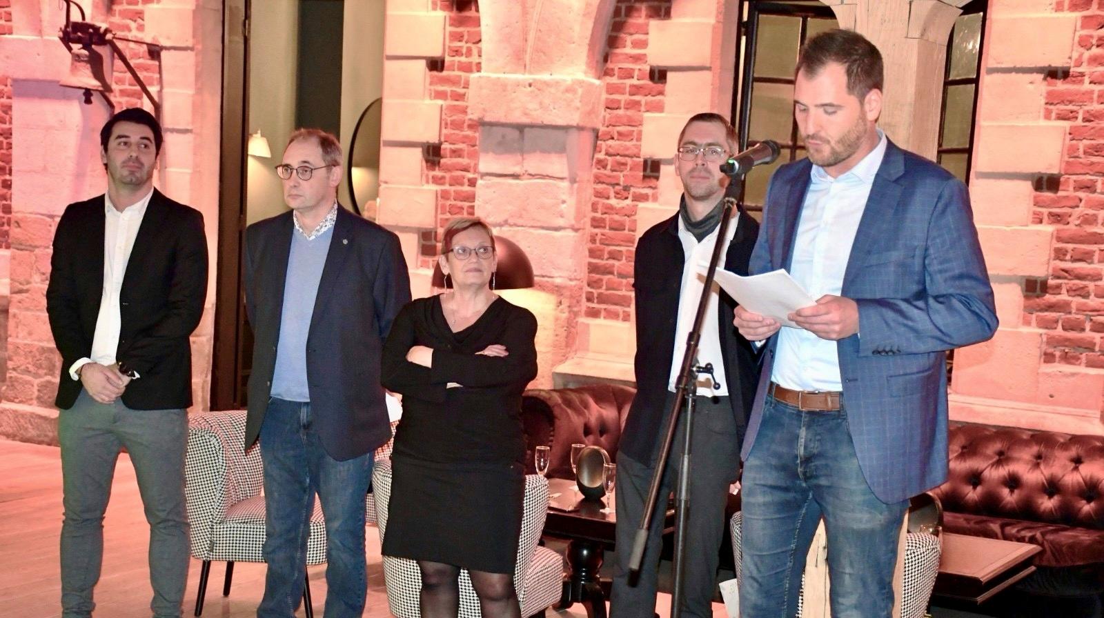 Vœux 2024 à Pecq : un bourgmestre charmeur, tourné vers l'horizon des prochaines élections