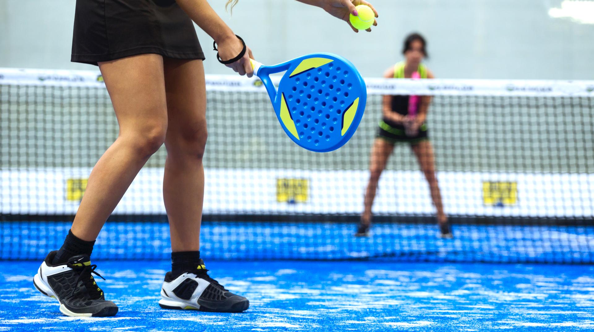 Estaimpuis : le bourgmestre ne prendra plus d'arrêté pour limiter les horaires du padel