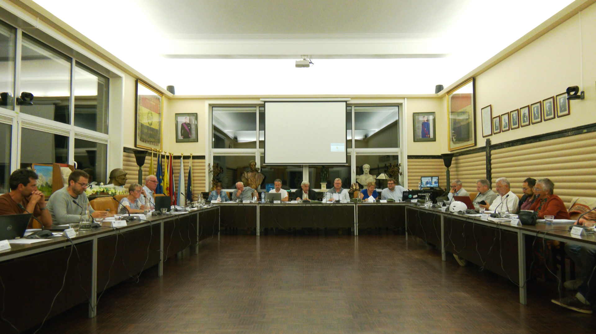 Joutes verbales au conseil communal de Leuze