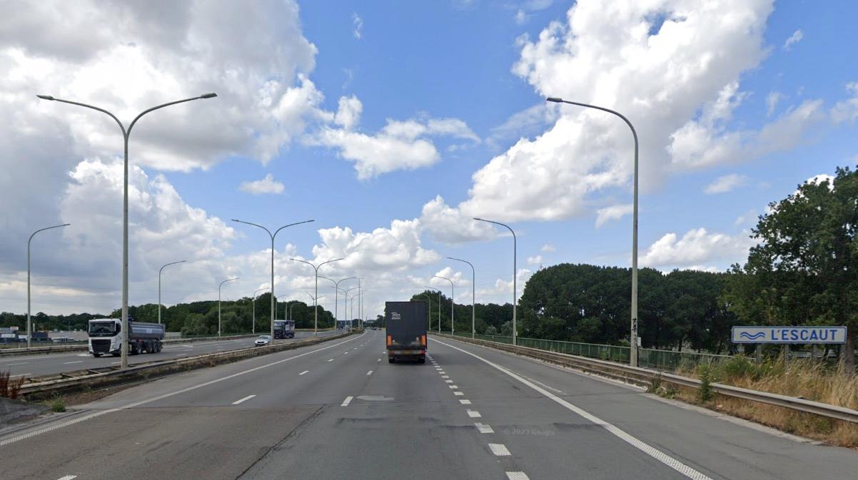 Le pont de l'A8 passant au-dessus de l'Escaut à Froyennes bientôt en travaux