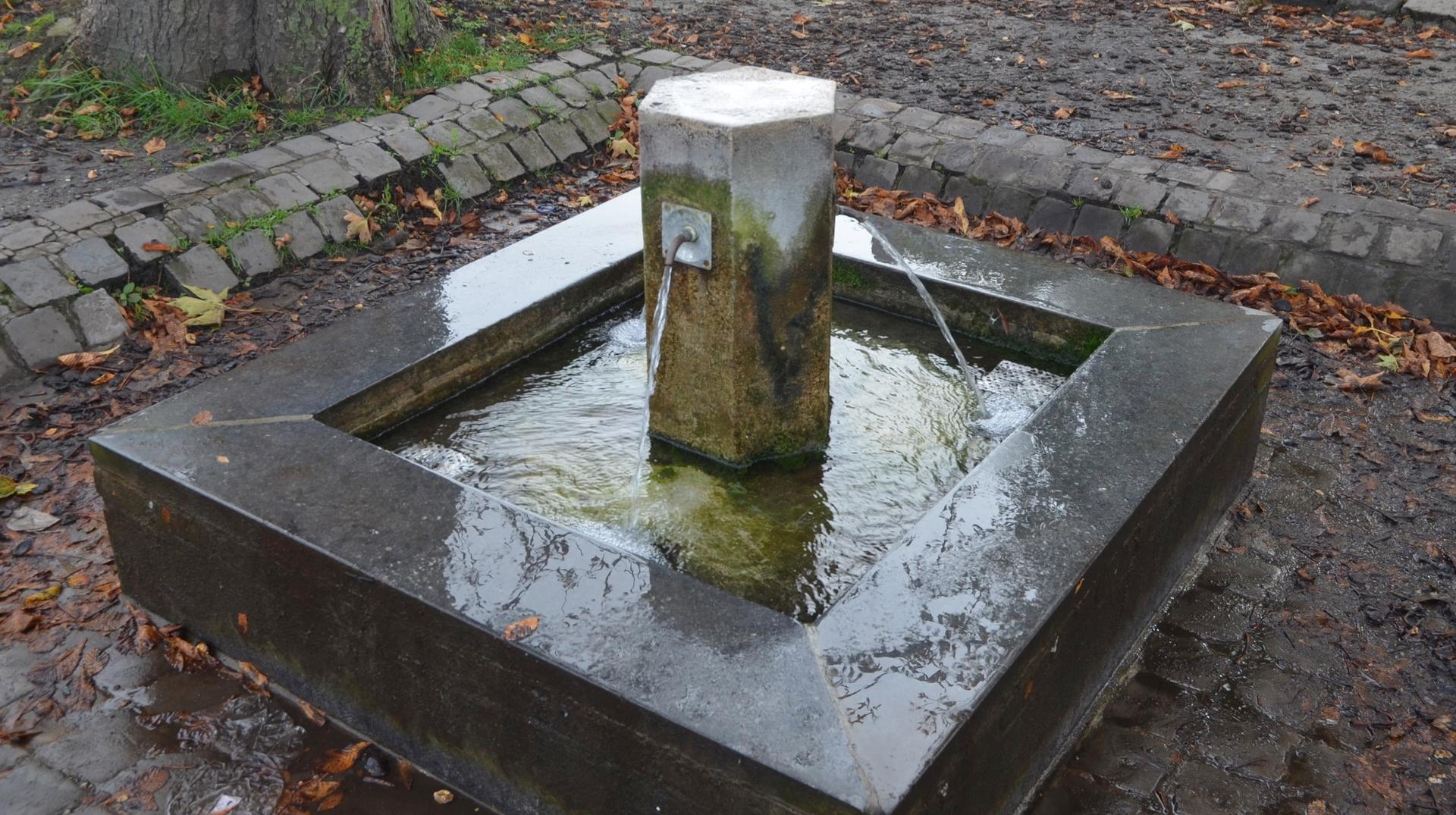 Péruwelz : la fontaine Jaunay-Clan à nouveau accessible