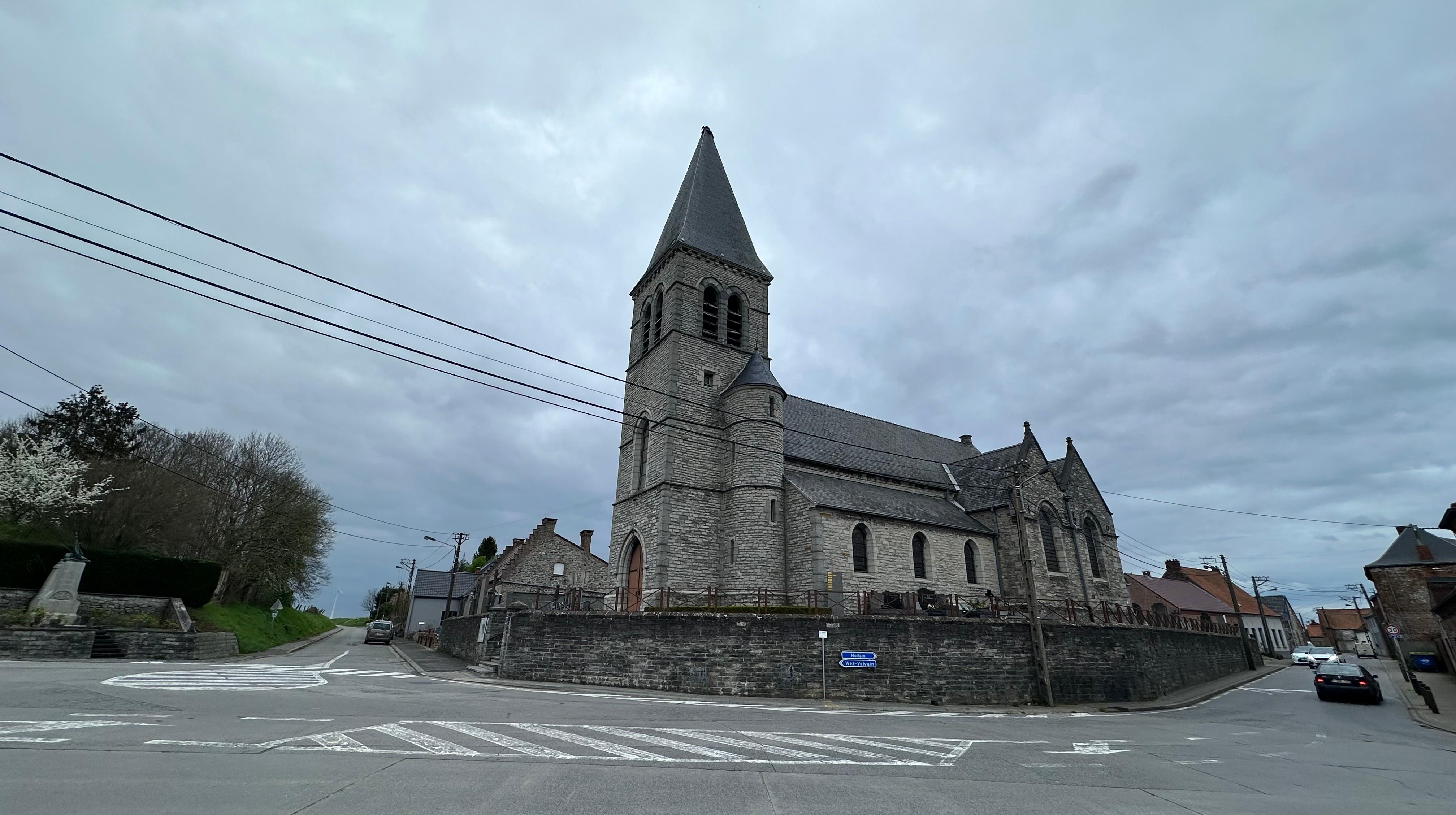 Jollain : mais quand seront remis le coq et la croix sur le toit de l’église?