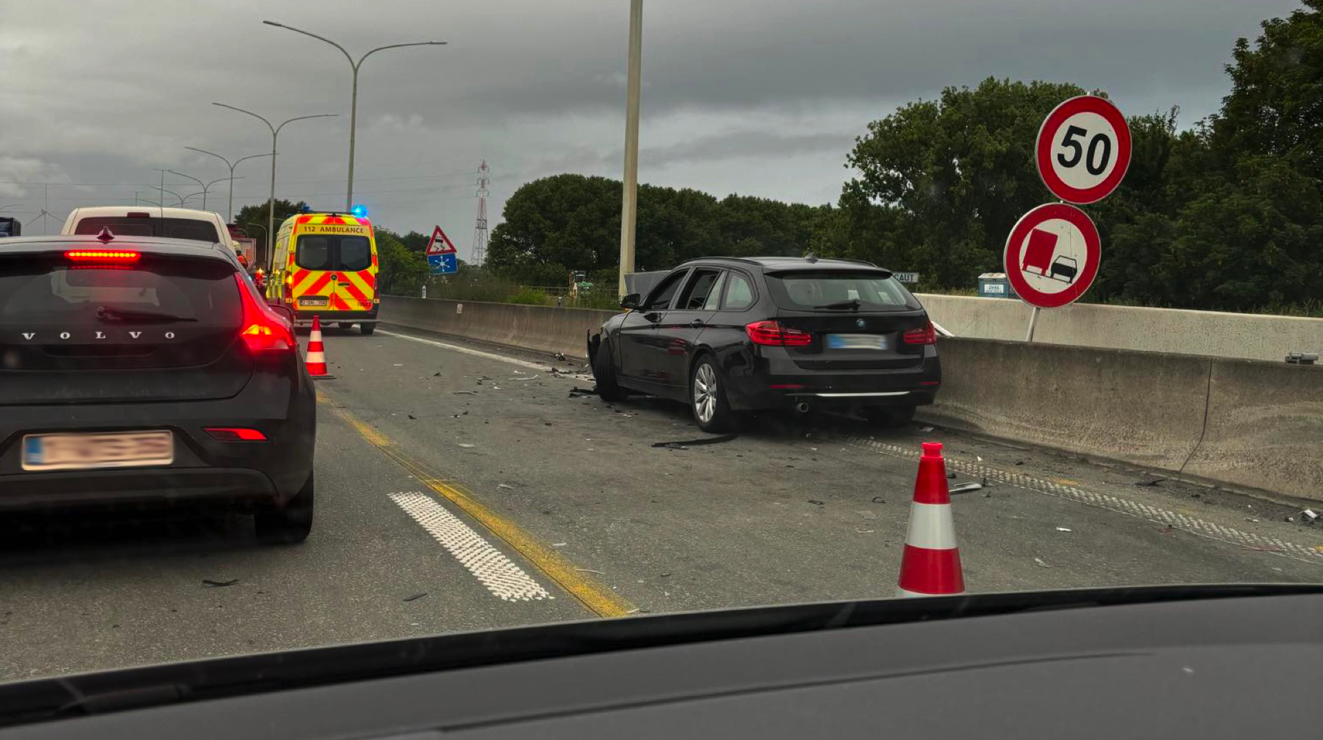 E42 : un important accident dans la zone de travaux du pont de Froyennes