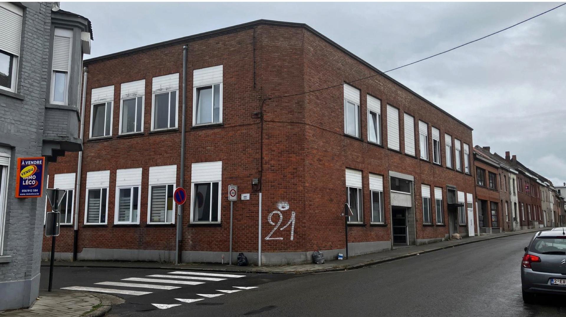 Mouscron : une personne défenestrée à la rue du Dragon