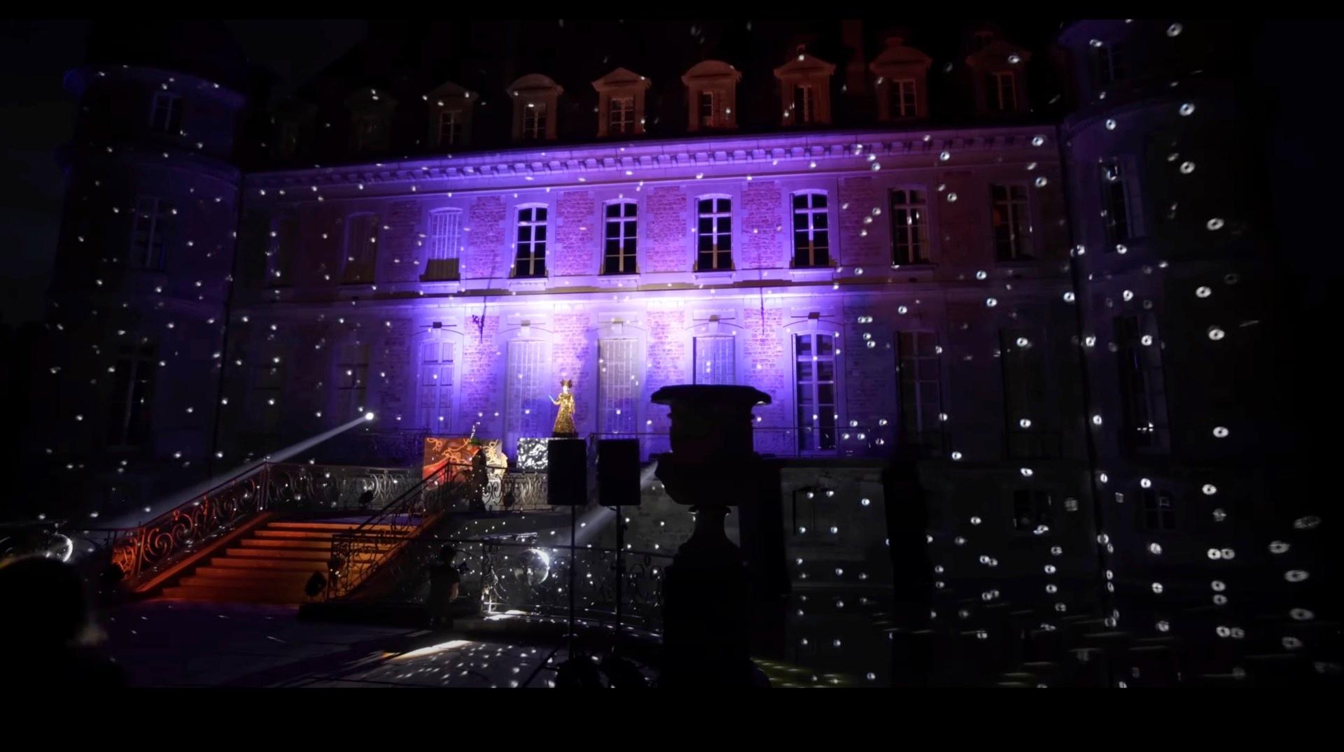 Après Le Petit Prince à la Cathédrale de Tournai, Luc Petit présentera Alice au pays des merveilles au château de Beloeil