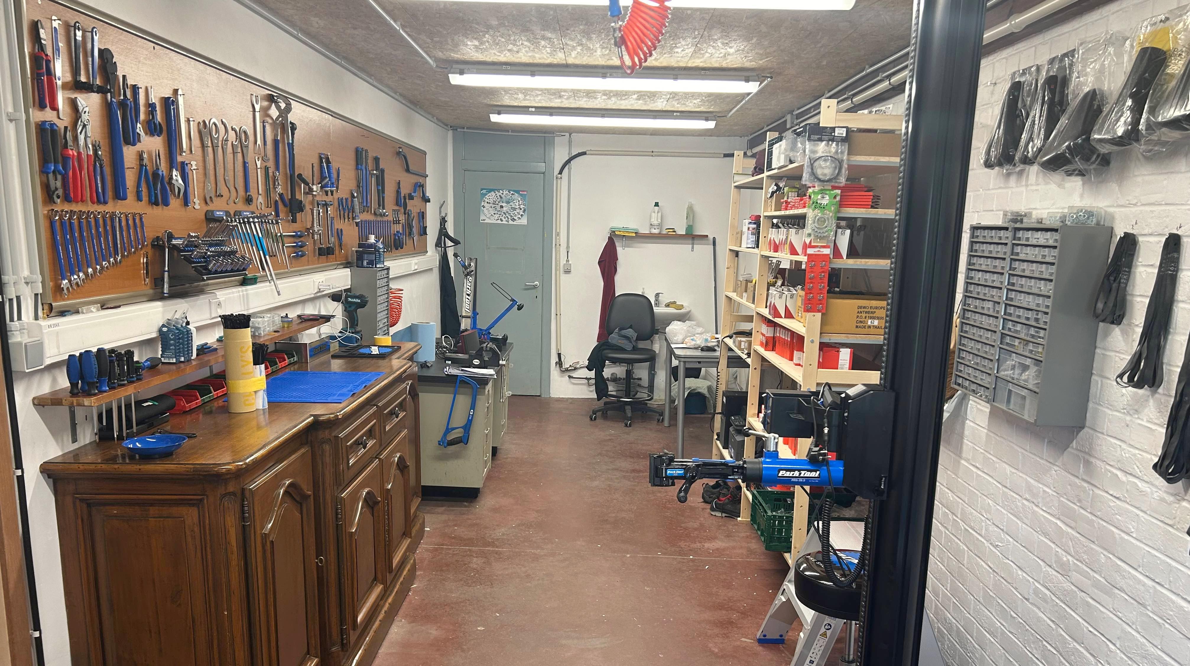 Frasnes ouverture d un atelier velo a proximite du RAVeL